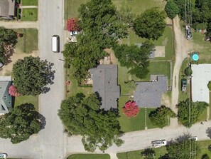 Exterior - LUX HOME 4 min to AT&T | Rangers /Close to Airport (Arlington)