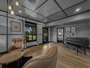 Interior - LUX HOME 4 min to AT&T | Rangers /Close to Airport (Arlington)