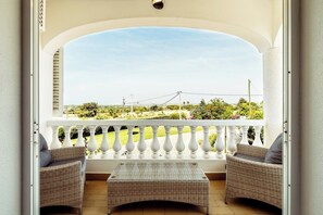 Interior - Lovely Very Private Villa with Beautiful Gardens (Albufeira)