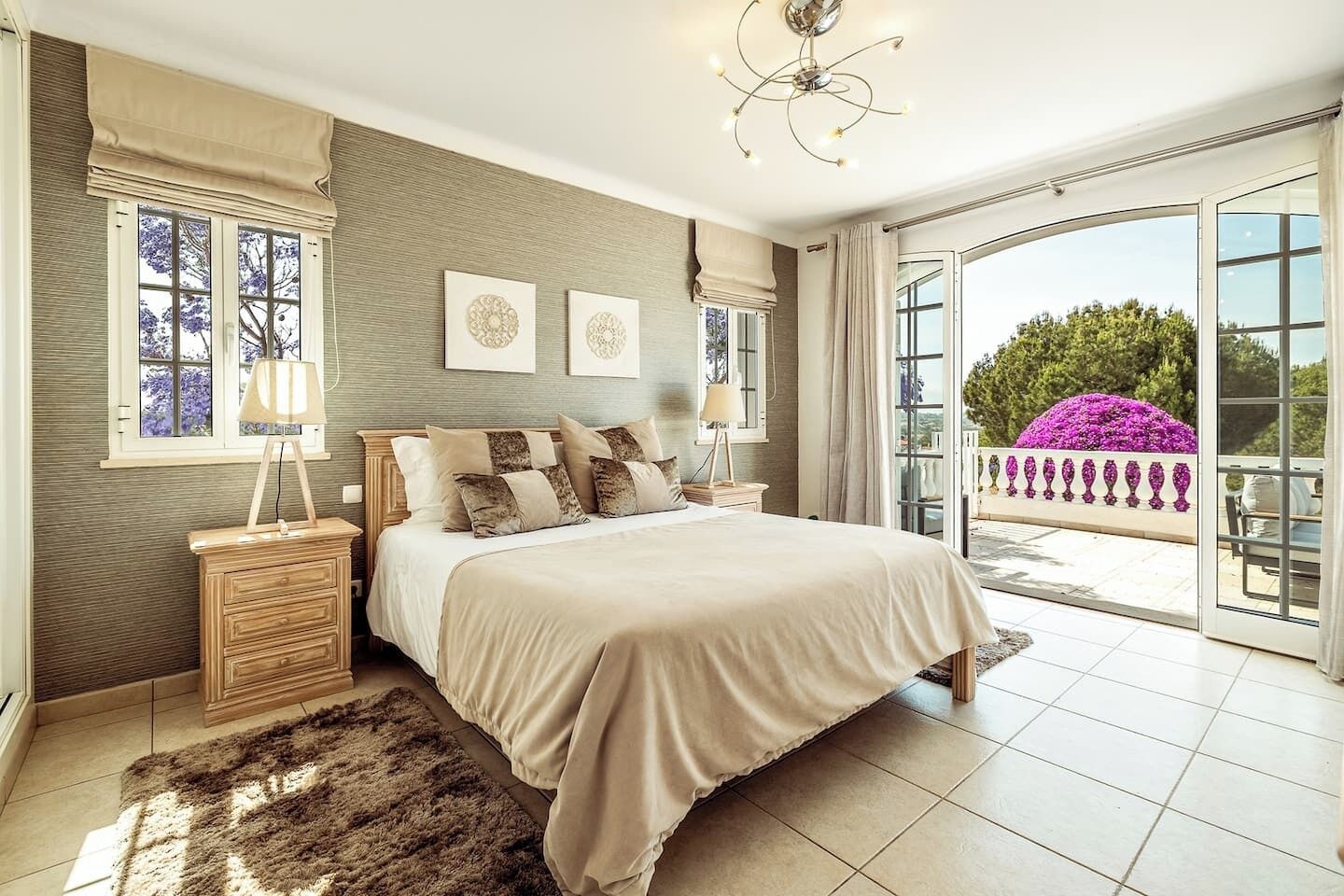 5 bedrooms, iron/ironing board, travel cot, free WiFi