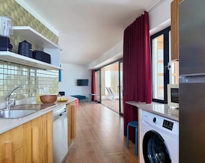 Fridge, microwave, oven, dishwasher
