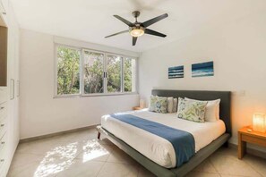 2 bedrooms, WiFi - Air-conditioned penthouse with private rooftop, strong WiFi, pool & cabana (Playa del Carmen)