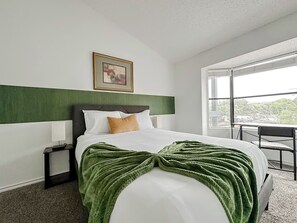 1 soverom, strykejern/-brett, wi-fi (inkludert) og sengetøy