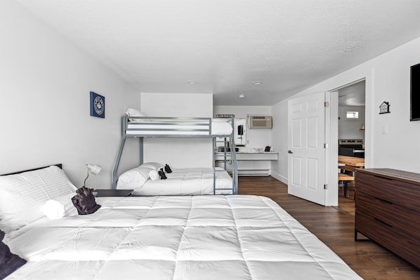 Free WiFi, bed sheets, wheelchair access
