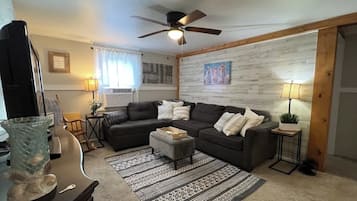 Smart TV, fireplace, offices