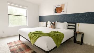 Desk, iron/ironing board, free WiFi, bed sheets