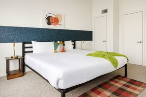 Desk, iron/ironing board, free WiFi, bed sheets