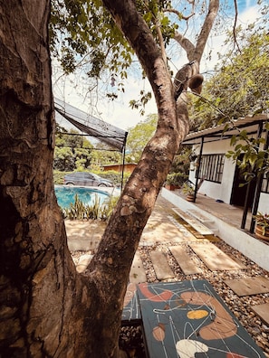 Property grounds - HOUSE for TWO + PRIVATE SWIMMING POOL + 542 m2 : 30 min from Melgar and 20 min from Girardot (Carmen de Apicalá)