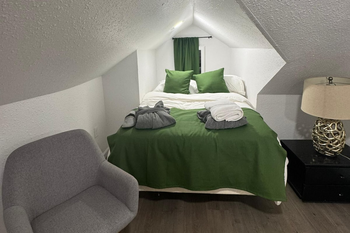 Doppelzimmer, Blick auf den Innenhof