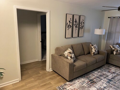 Embrace Peaceful Luxury in a Contemporary Escape