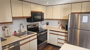 Microwave, oven, stovetop, dishwasher