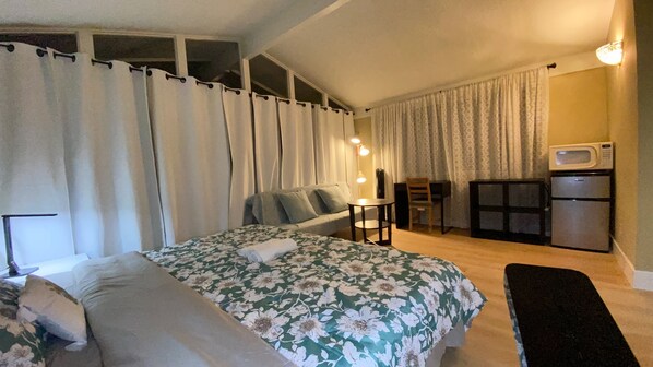 1 bedroom, iron/ironing board, free WiFi