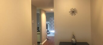 Entire Charming Home close to Fort Bragg