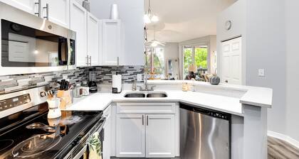 2Bedroom 2Bath Water View Apartment