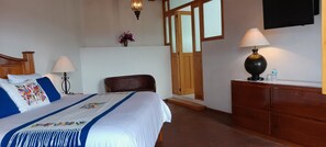 Kamar Basic, balkon, pemandangan gunung | Area keluarga | TV