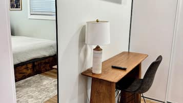 1 chambre, fer et planche à repasser, Wi-Fi, draps fournis