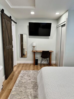 1 室のベッドルーム、アイロン / アイロン台、WiFi、ベッドシーツ