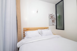 1 chambre, fer et planche à repasser, Wi-Fi, draps fournis