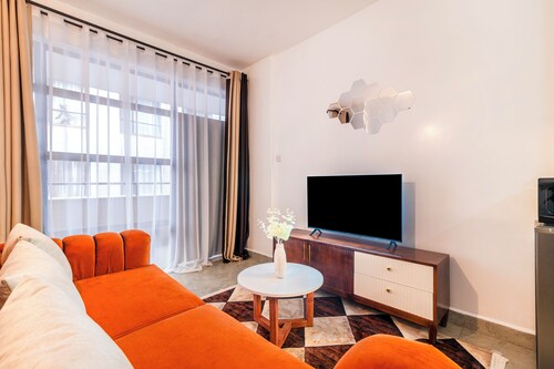 Chic 1-bedroom apartment in Phenomenal Nairobi with WiFi