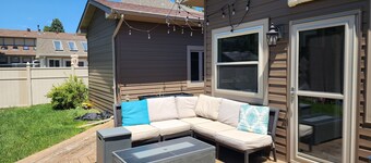 Spacious 5-bedroom Western retreat near, State Parks and Frontier Days Park.