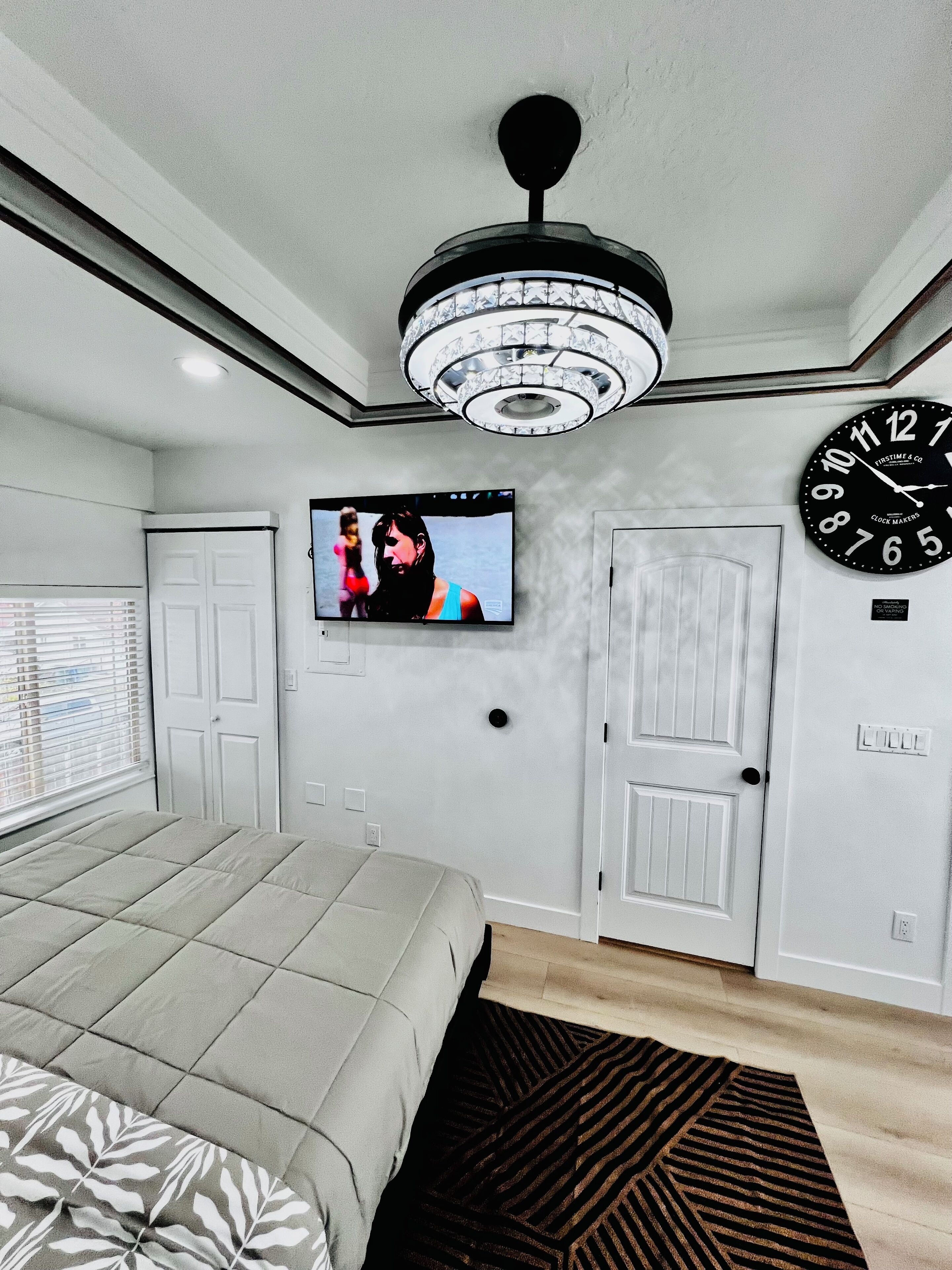 Strygejern/strygebræt, Wi-Fi, sengetøj