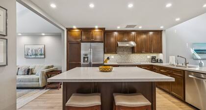 Chic Palm Desert Gem. Relax, Swim, Repeat