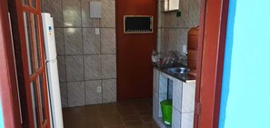 Interior - Up Home Hosting Nature and Simplicity (Barra de Guaratiba Rio de Janeiro)
