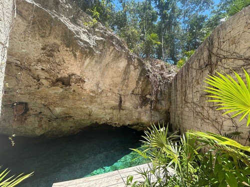 2BR Oasis with Private Pool at Riviera Maya