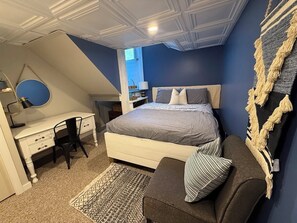 Iron/ironing board, travel cot, free WiFi, bed sheets