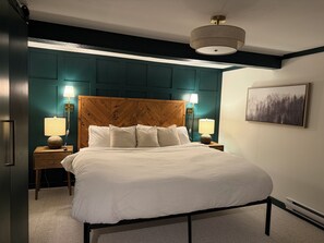 Iron/ironing board, travel cot, free WiFi, bed sheets