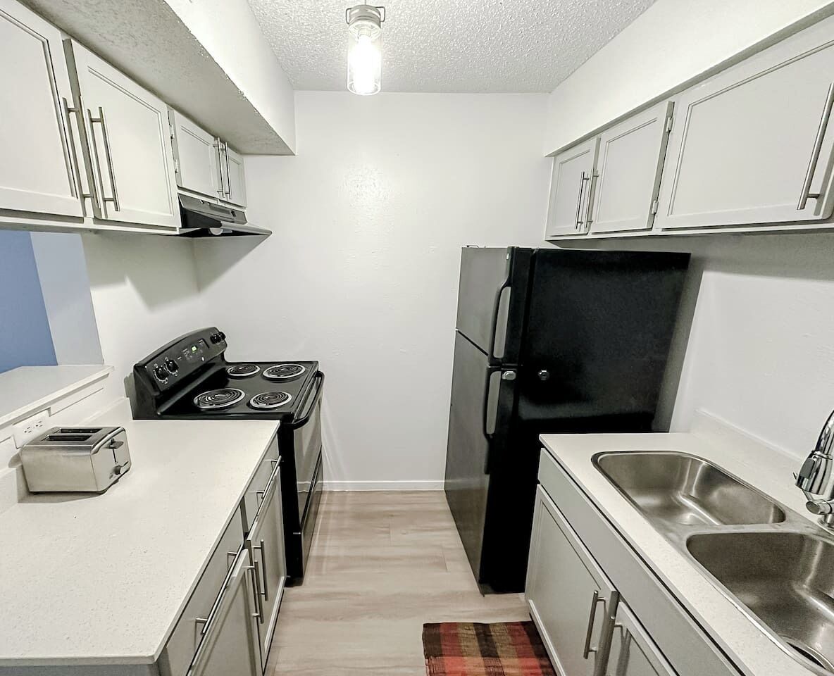 雪櫃、焗爐、爐具、洗碗機