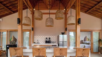 Vila Deluks, balkon, pemandangan kebun | Dapur pribadi