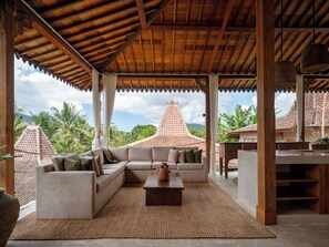 Garden view - Tebola Joglo Villas (Sidemen)