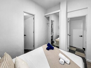 5 Schlafzimmer, Schreibtisch, Reisekinderbett, kostenloses WLAN