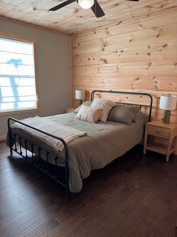 2 bedrooms, free WiFi, bed sheets