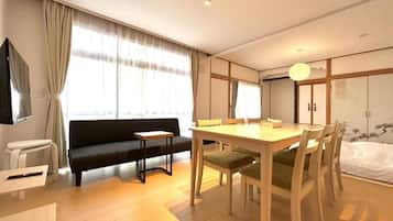 Restauration dans la chambre