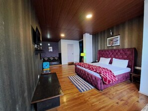 Deluxe Room, Valley View | Free WiFi - Wonder Hill (Kumharsain)