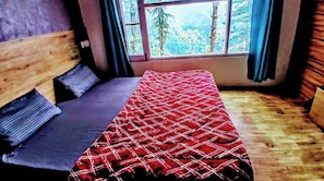 Family Room | Free WiFi - Wonder Hill (Kumharsain)