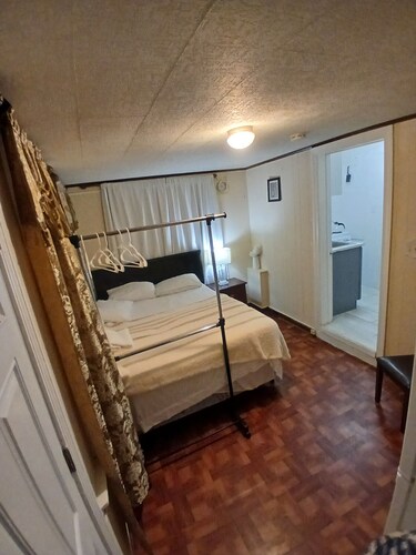 A One Room Studio in a Quiet & Convenient Location