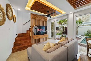 Living area | 65-inch Smart TV with cable channels, Netflix, streaming services