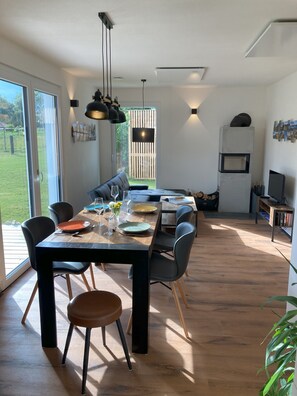 تناول الطعام