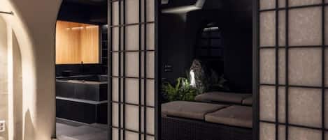 Blackout curtains, soundproofing, free WiFi, bed sheets