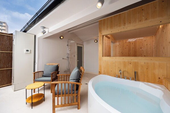 Luxury House, Balcony | Terrace/patio