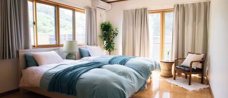 2 bedrooms, WiFi, bed sheets