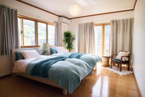 WiFi, bed sheets