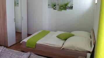 1 makuuhuone, silitysrauta/-lauta, Wi-Fi, vuodevaatteet