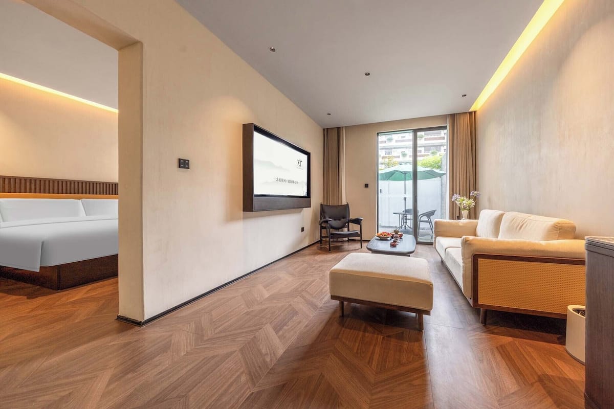 ห้องซีเนียร์ดับเบิล | เครื่องนอนระดับพรีเมียม, ผ้านวมขนเป็ด, มินิบาร์ฟรี, ผ้าม่านกันแสง