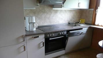 Kühlschrank, Ofen, Herdplatte