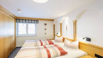 2 chambres, Wi-Fi gratuit, draps fournis