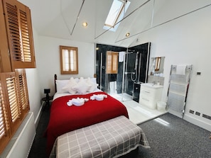 2 bedrooms